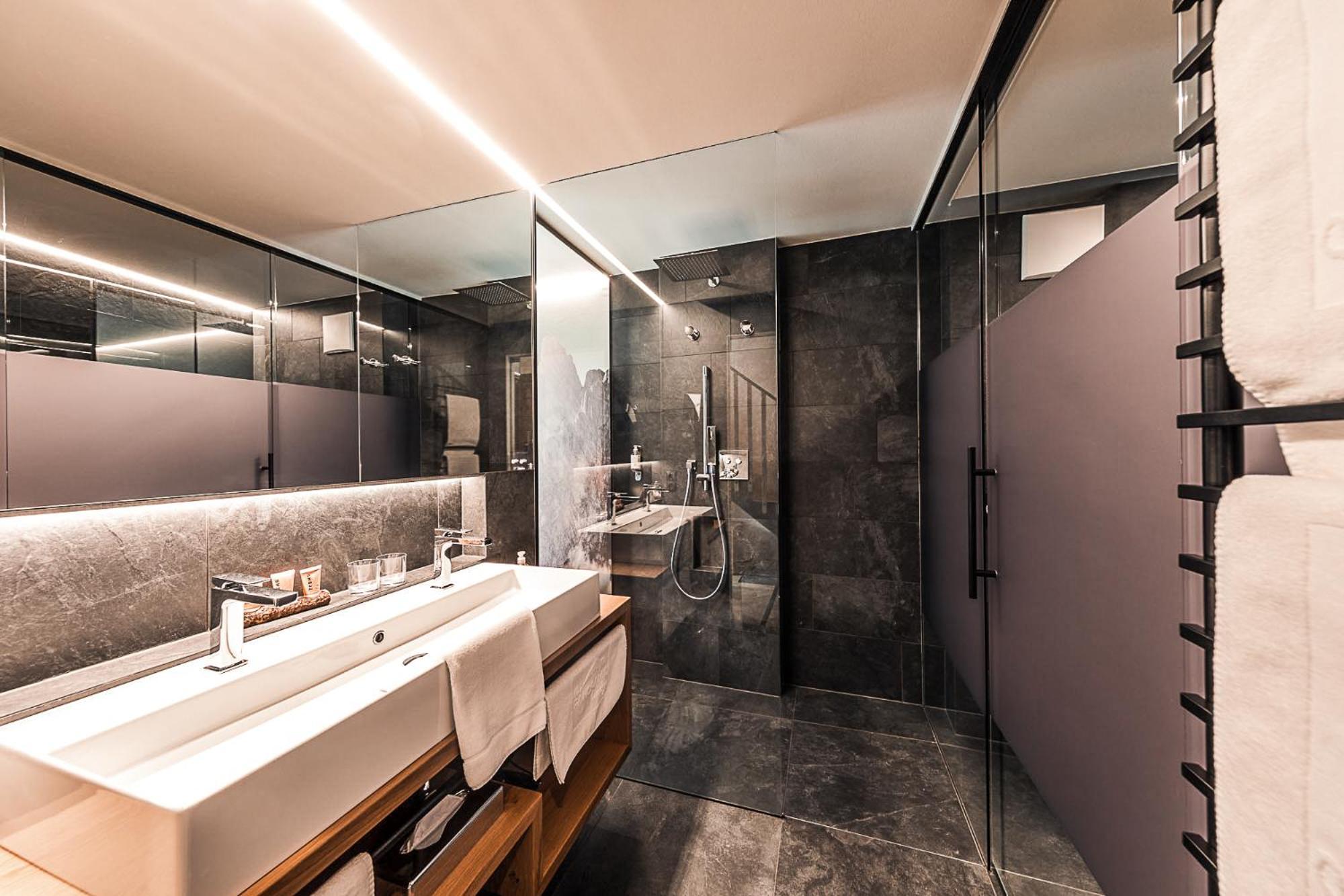Hotel Panoramic Lotsch Sarentino ห้อง รูปภาพ