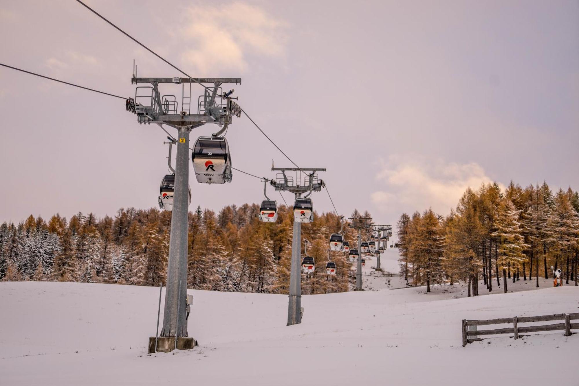 Hotel Panoramic Lotsch Sarentino ภายนอก รูปภาพ