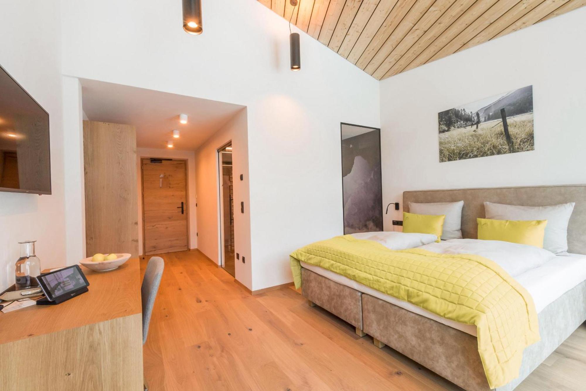 Hotel Panoramic Lotsch Sarentino ห้อง รูปภาพ
